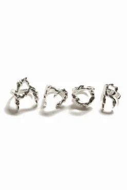 Anillo letra R baño plata Zalio