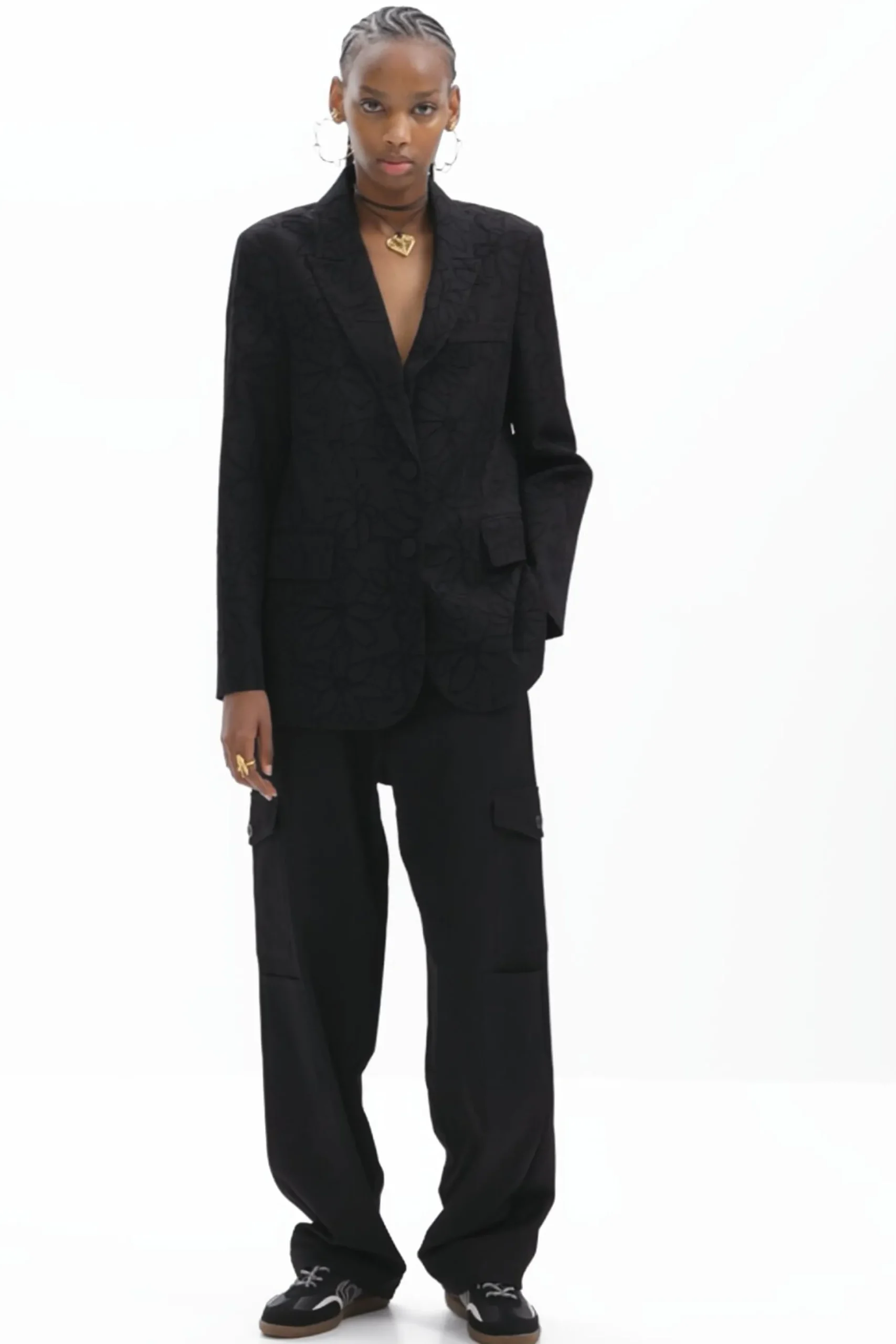 Blazer troqueada silueta flores