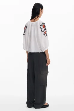 Blusa flores
