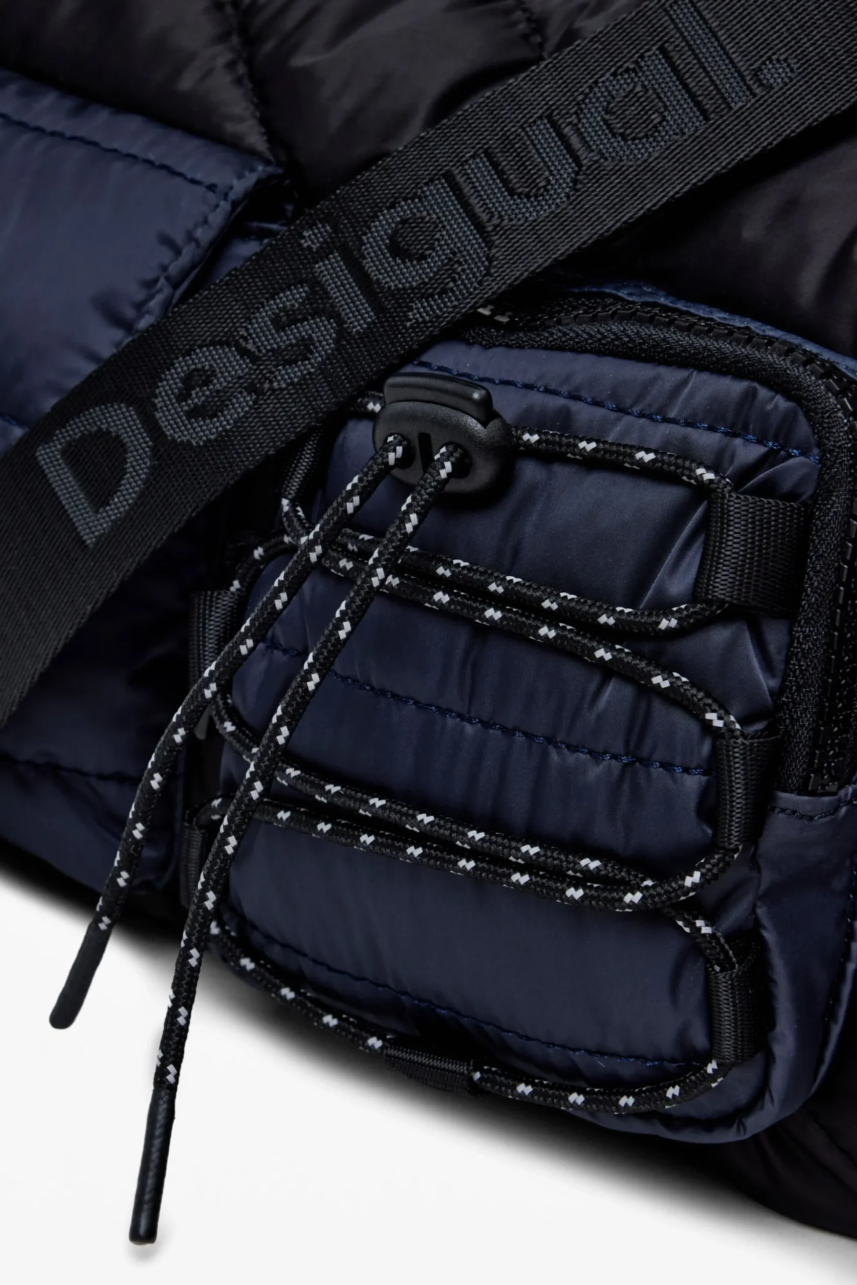 Bolso abullonado modular