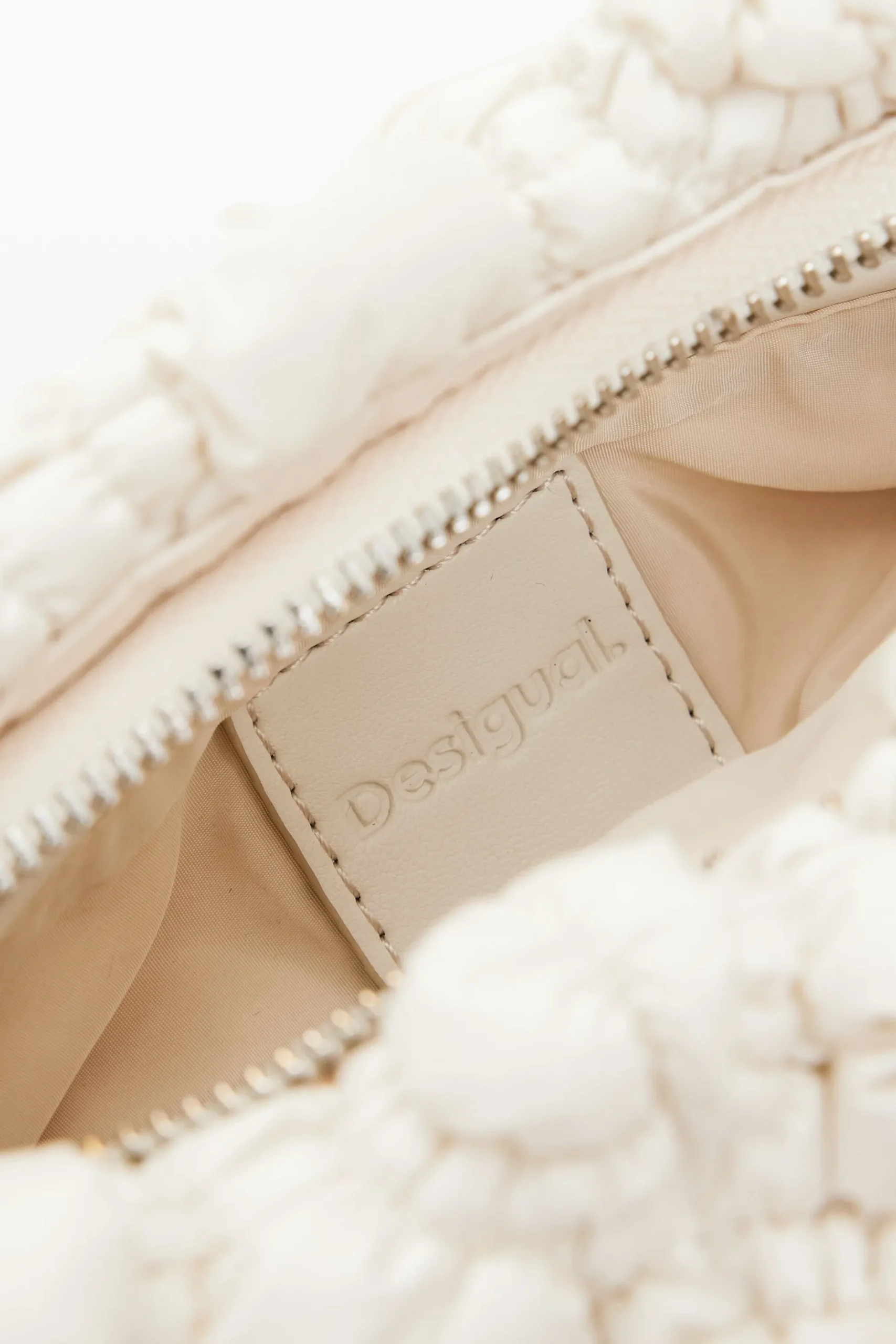 Bolso S acolchado