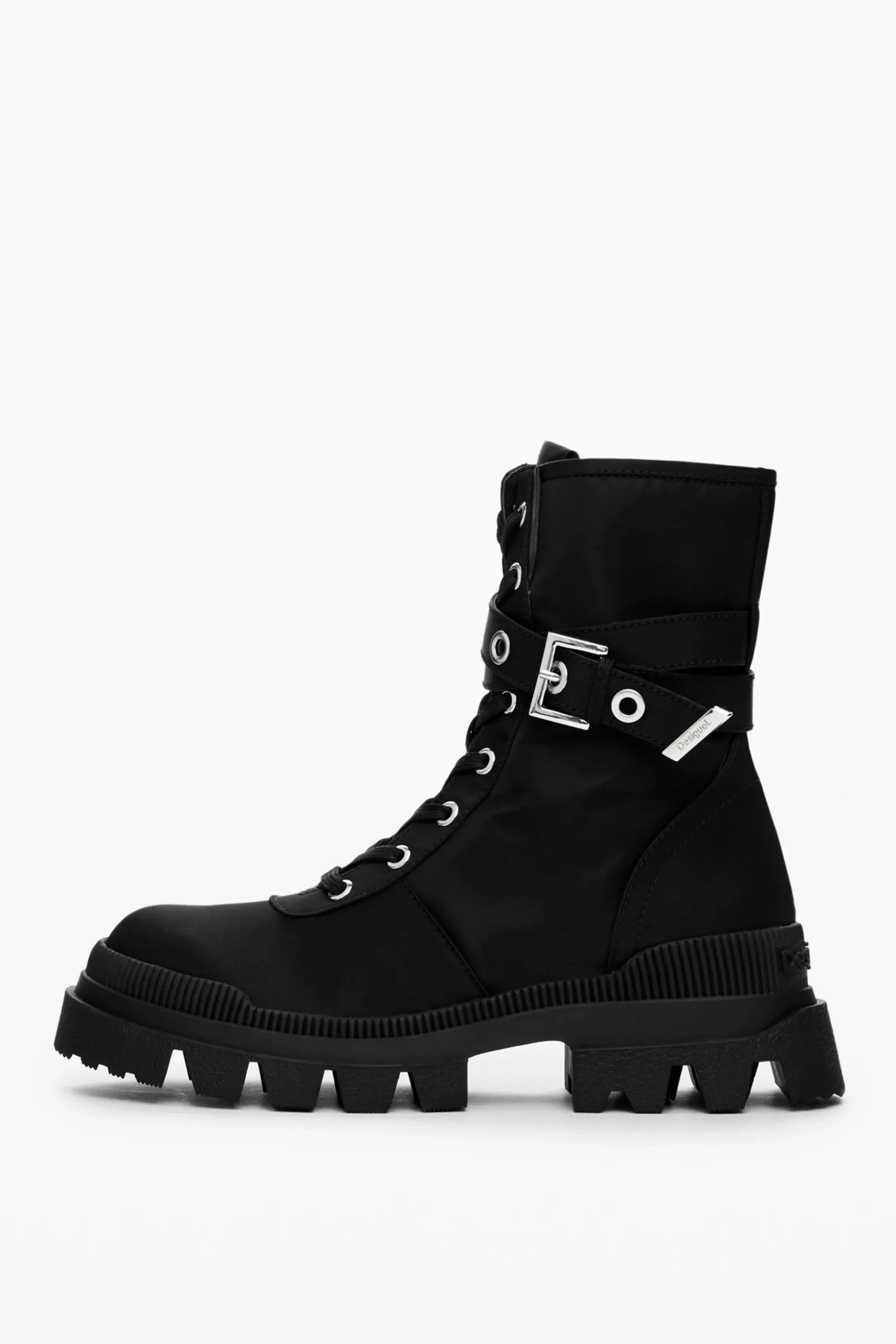 Bota militar