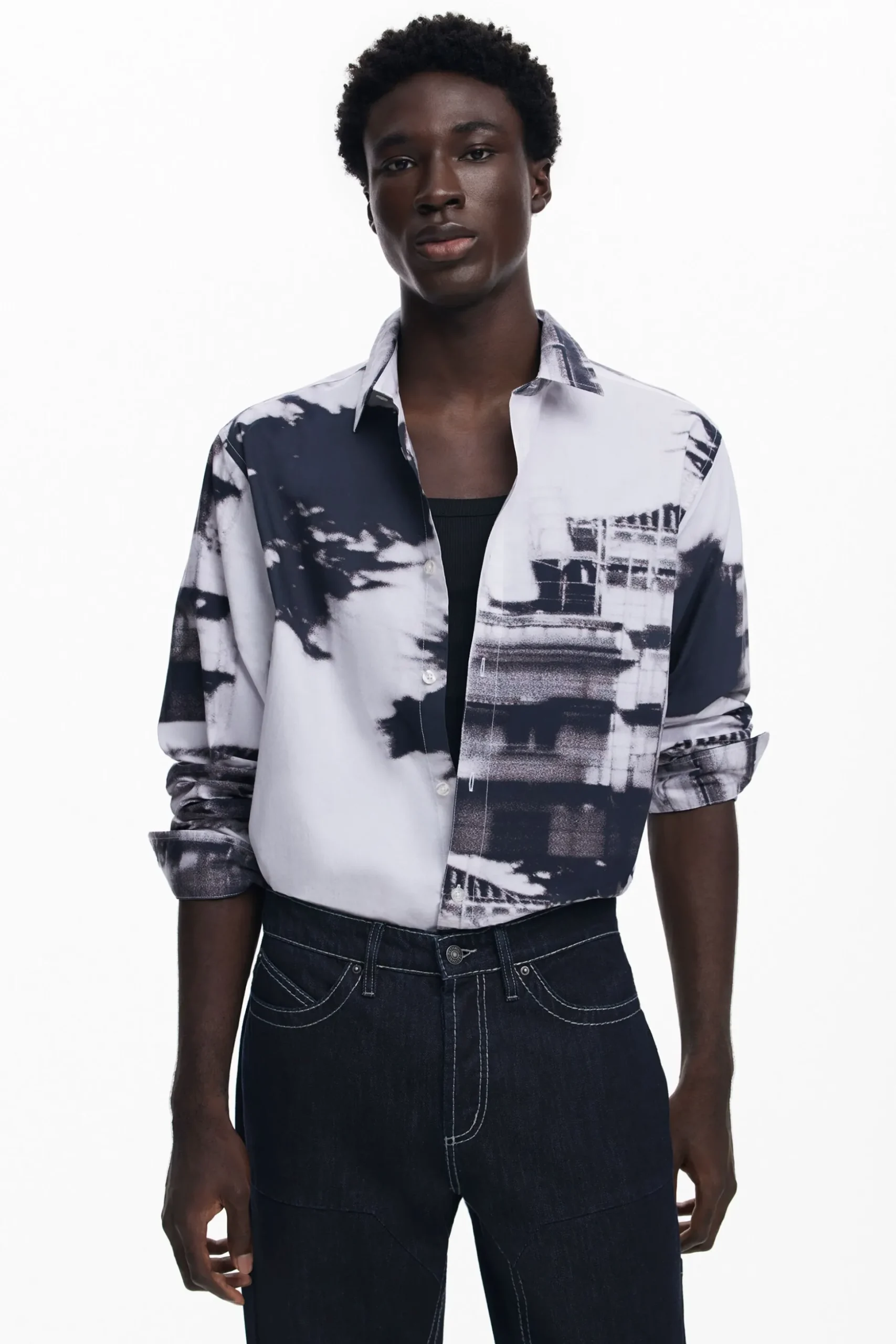 Camisa estampado urbano