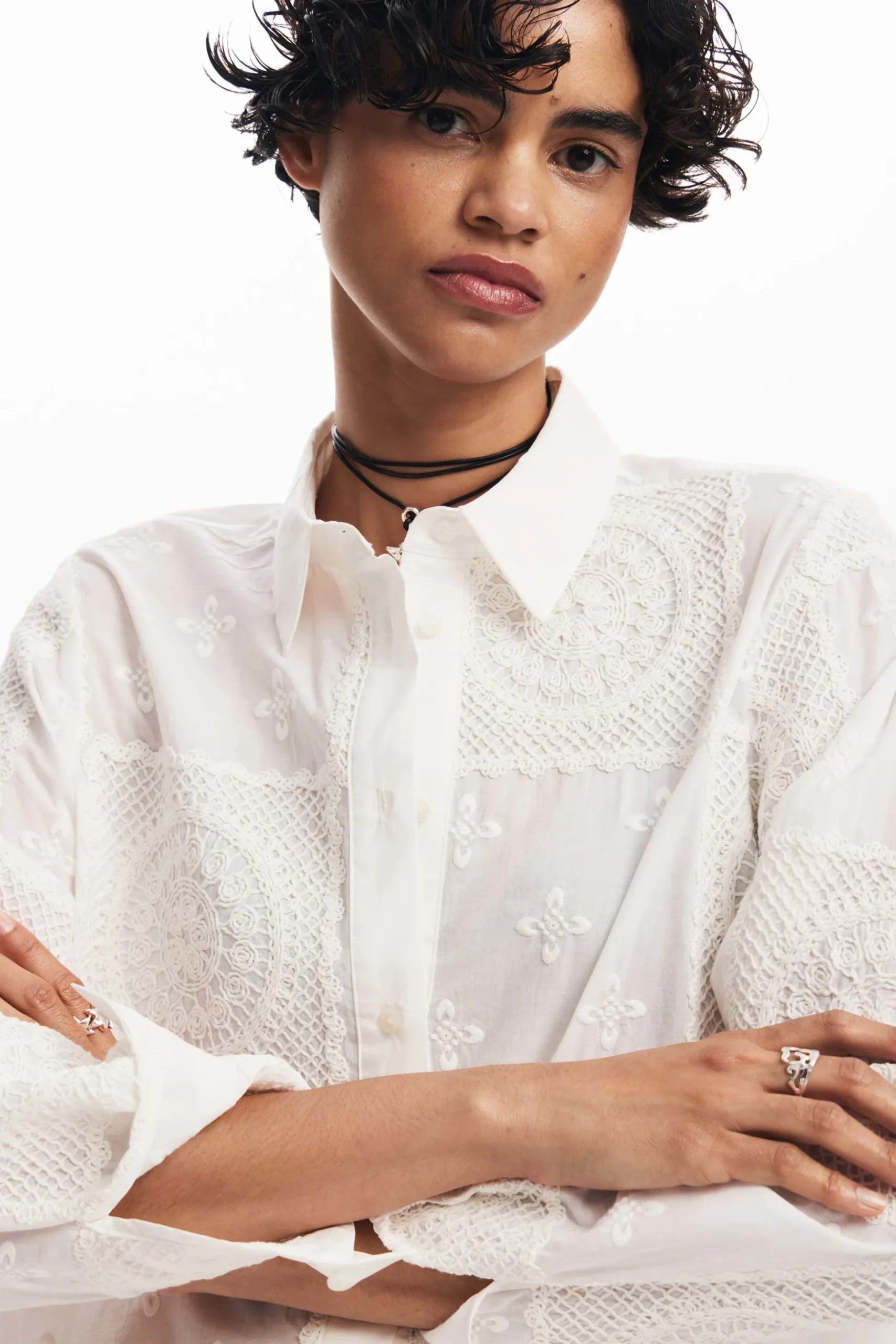 Camisa lisa bordados