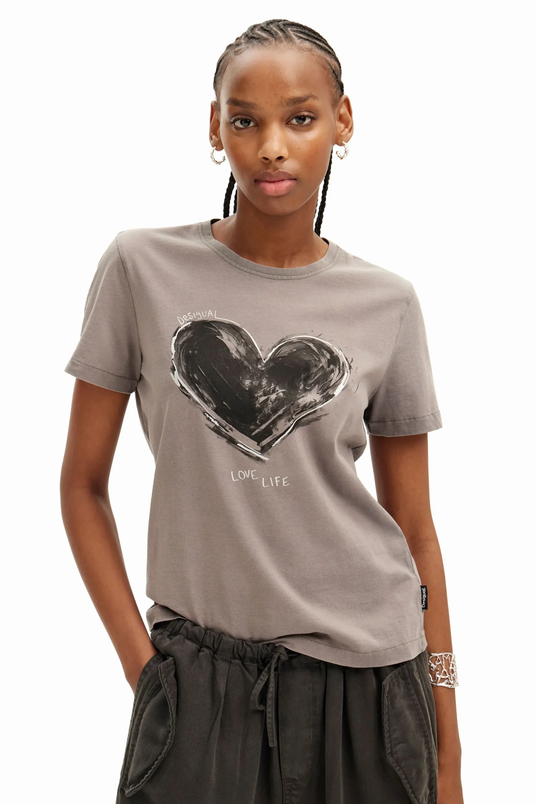 Camiseta básica corazón