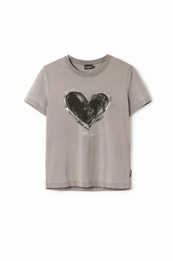 Camiseta básica corazón
