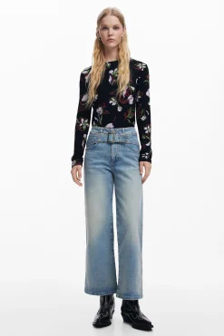 Camiseta flores