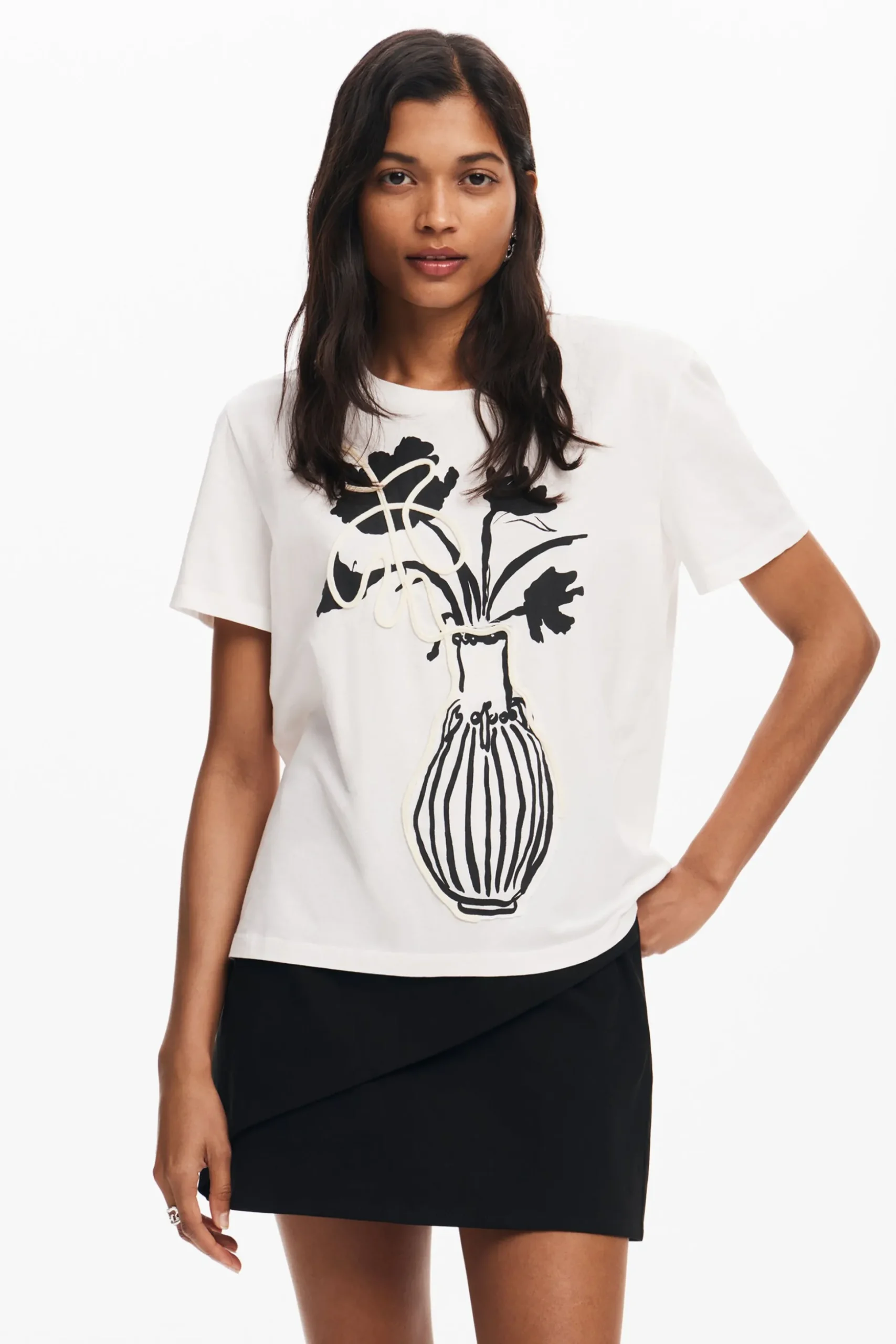 Camiseta lisa jarrón