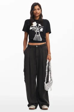 Camiseta lisa jarrón