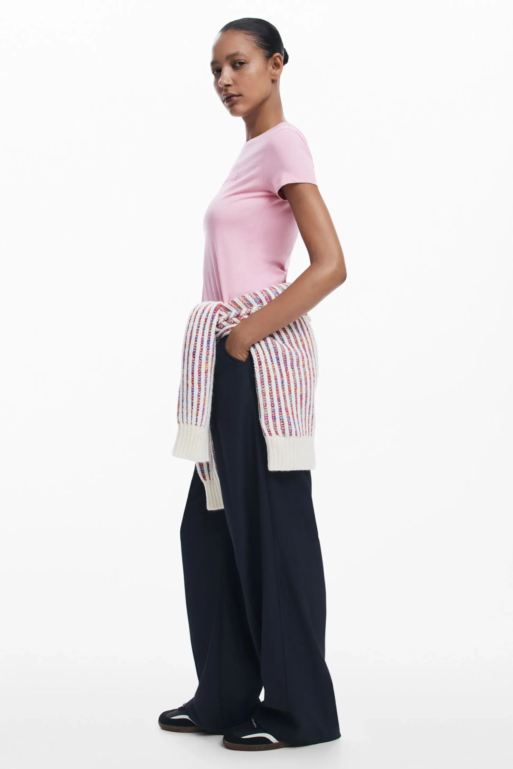 Camiseta slim strass