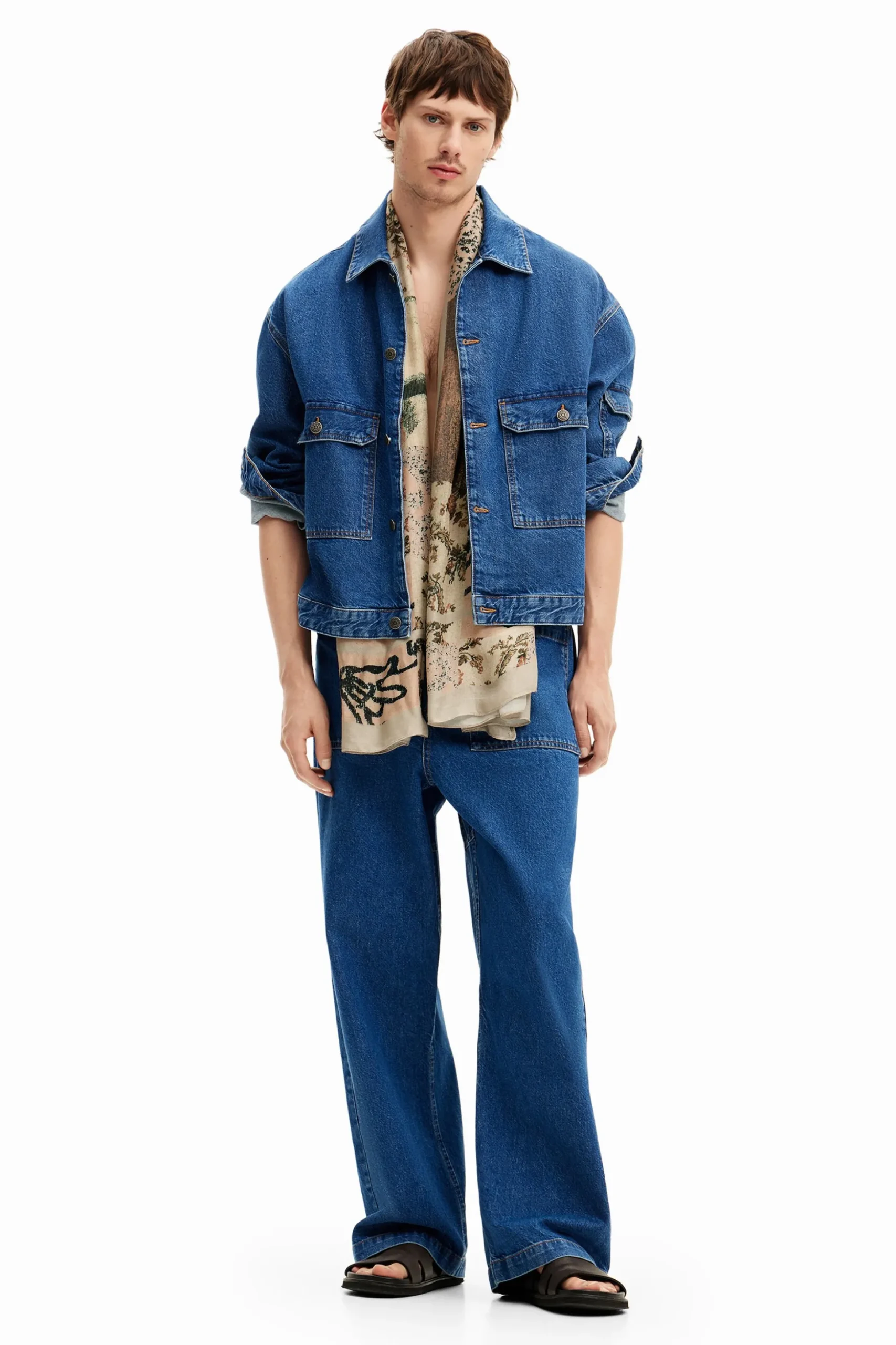 Cazadora denim bolsillos