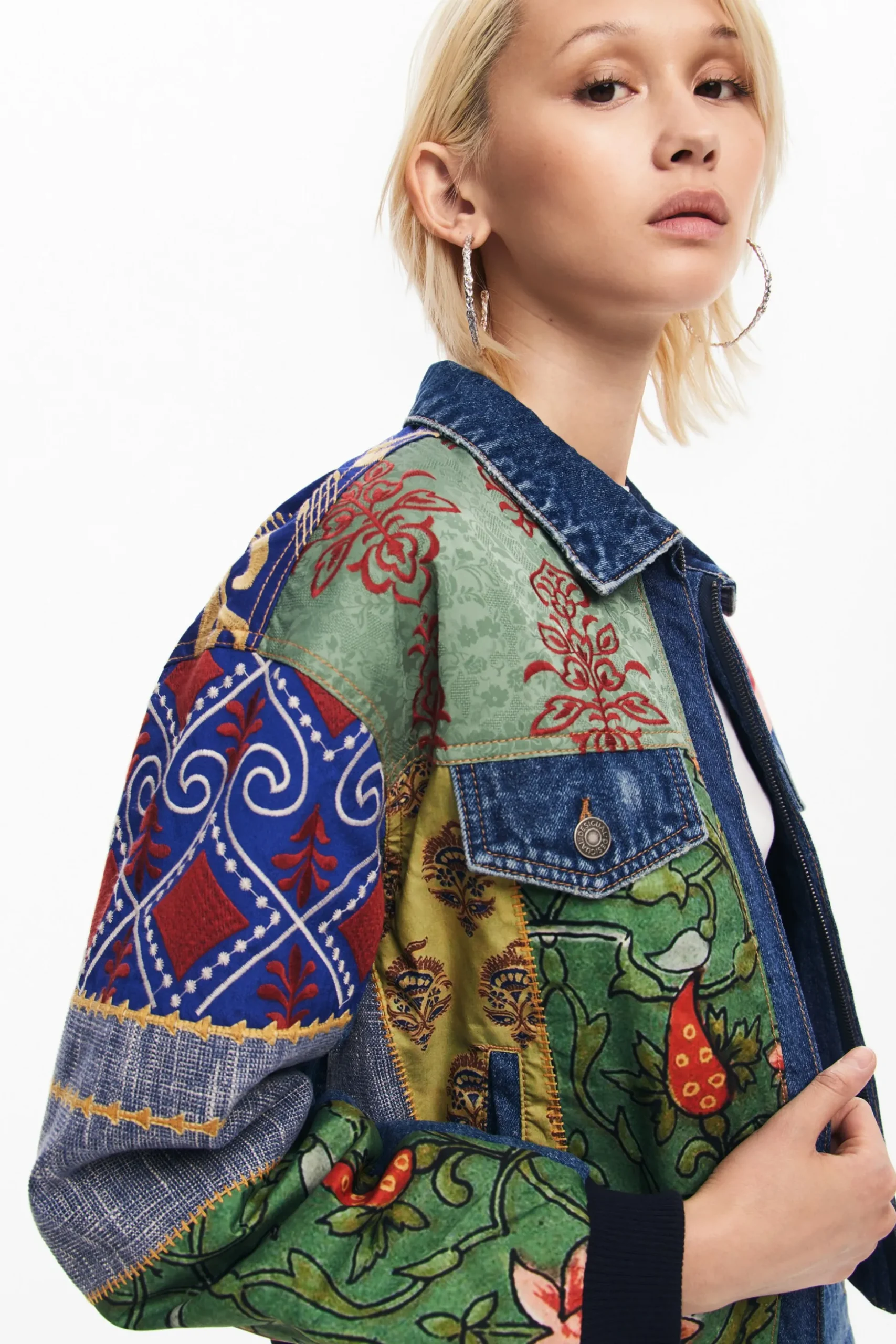 Chaqueta denim patchwork