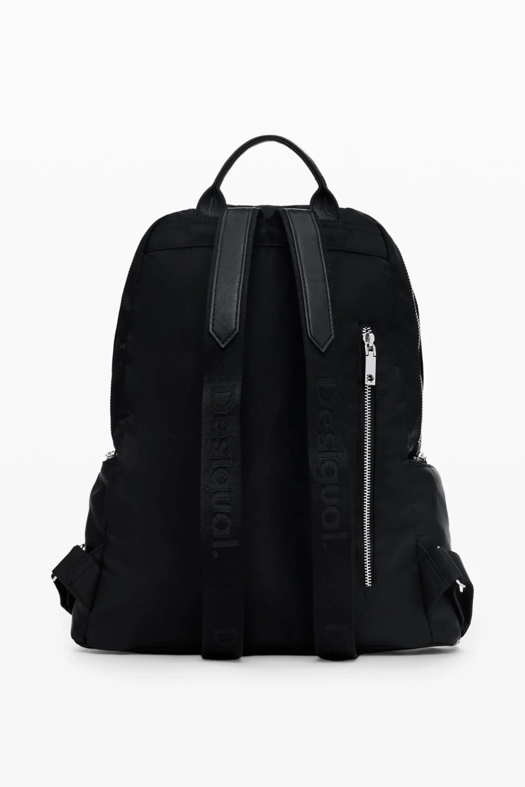 Mochila mediana varios bolsillos