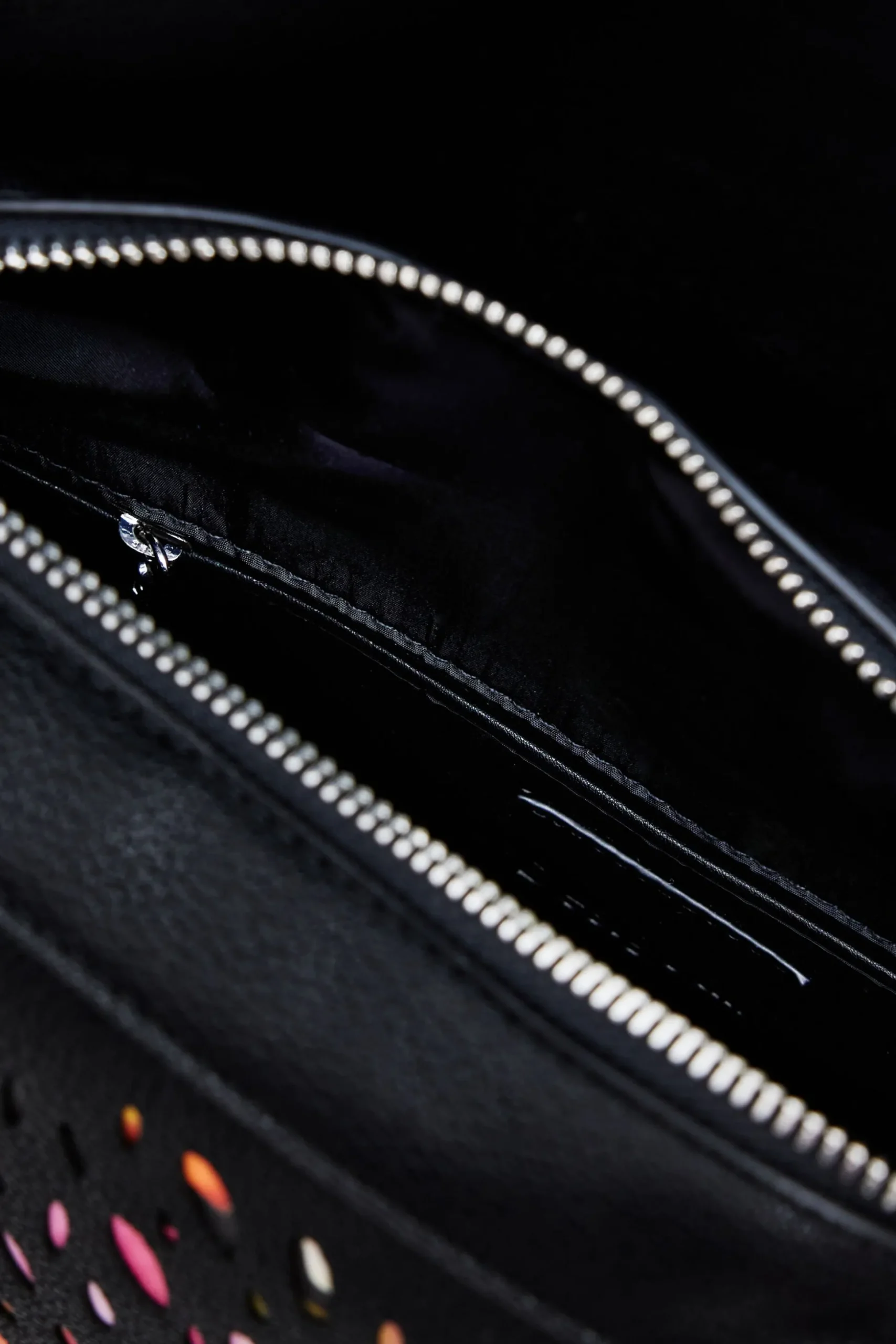 Mochila mini troquelada