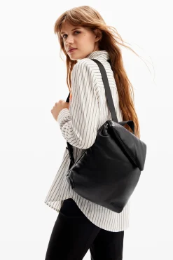 Mochila pequeña piel