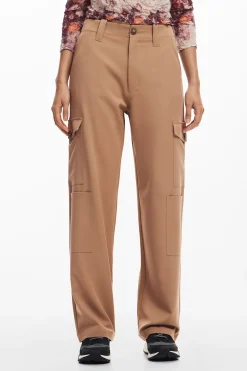 Pantalón cargo