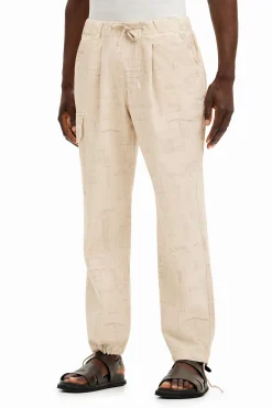 Pantalón cargo estampado