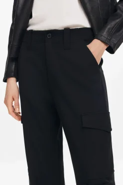 Pantalón cargo fluido