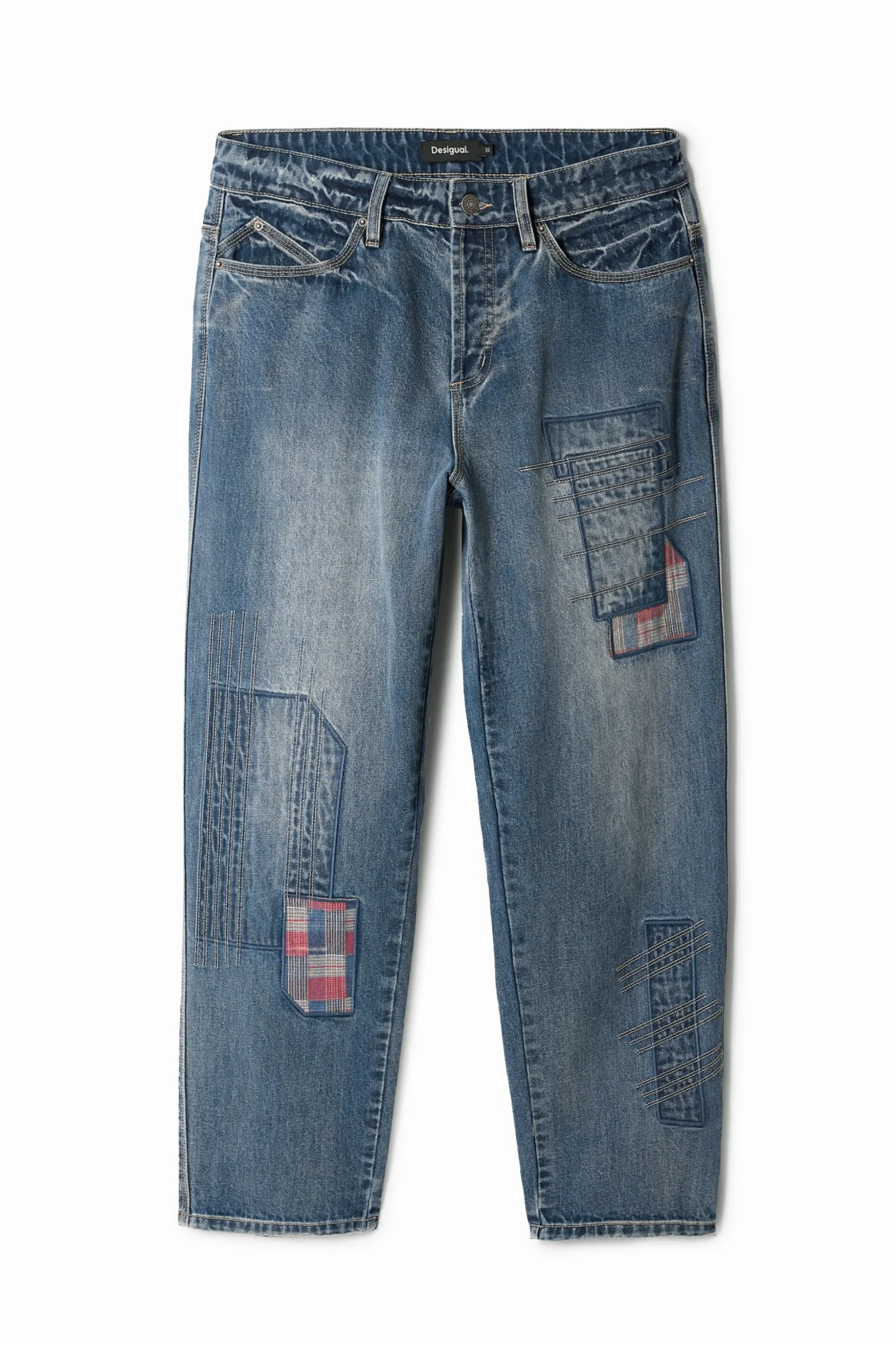 Pantalón denim parcheado