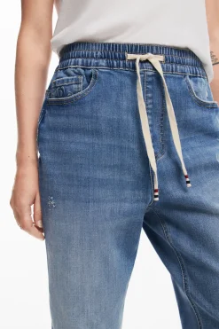 Pantalón jogger denim