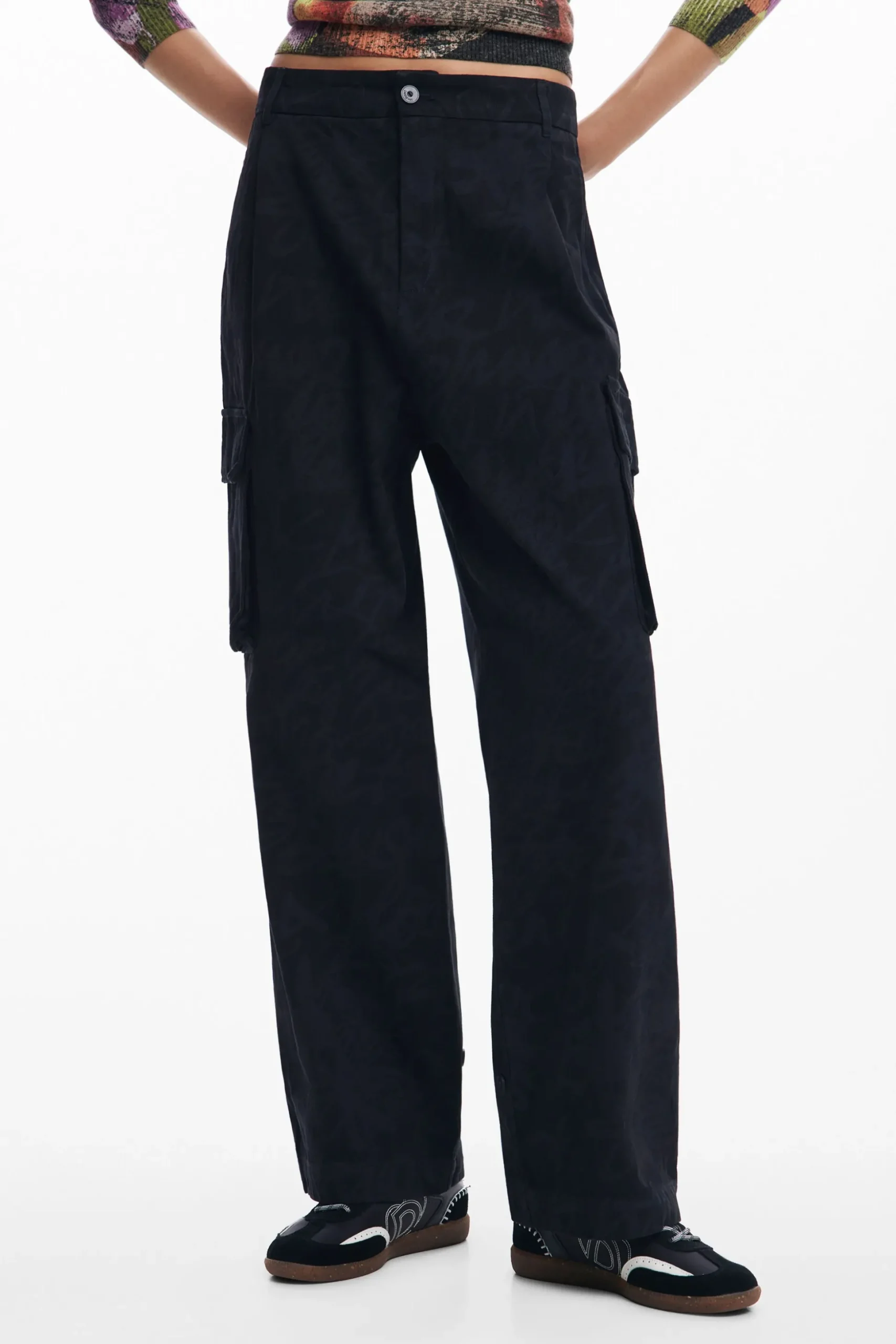 Pantalones cargo estampado M. Christian Lacroix