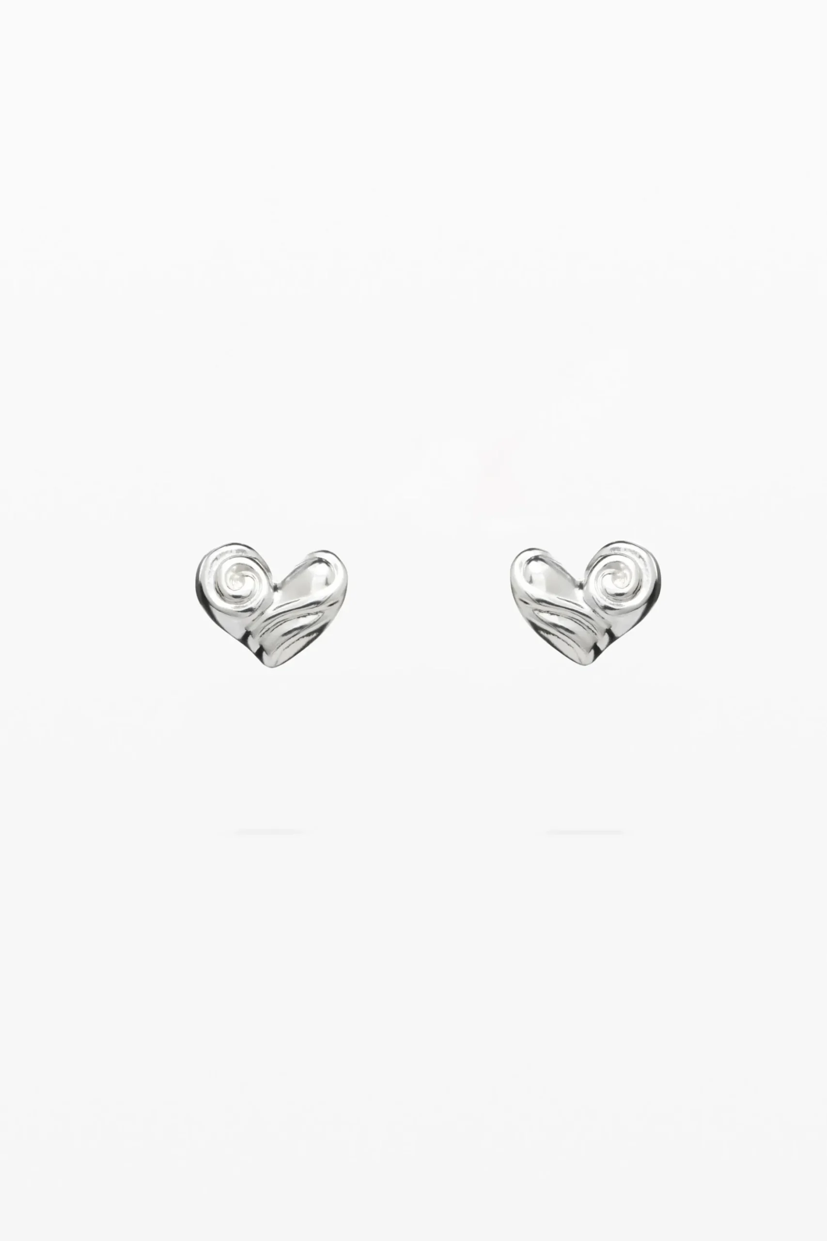 Pendientes botón corazón baño plata Zalio