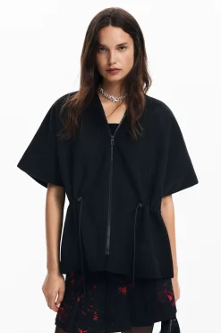 Poncho ajustable