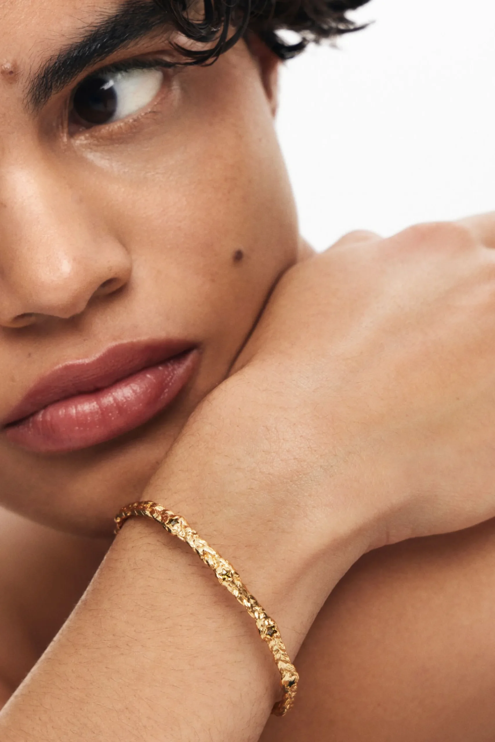 Pulsera de estrellas baño oro Zalio