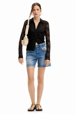 Short denim bordados