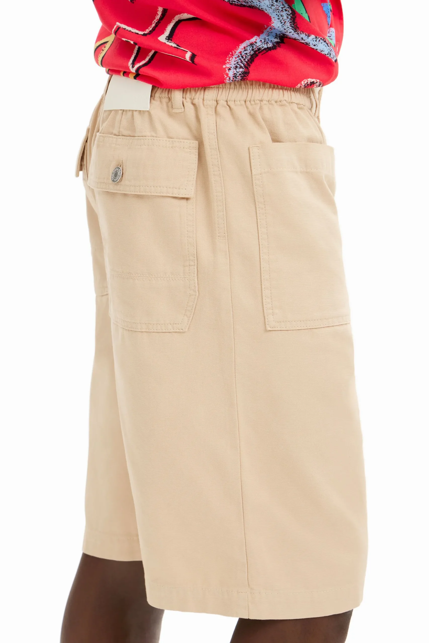 Shorts lisos bolsillos
