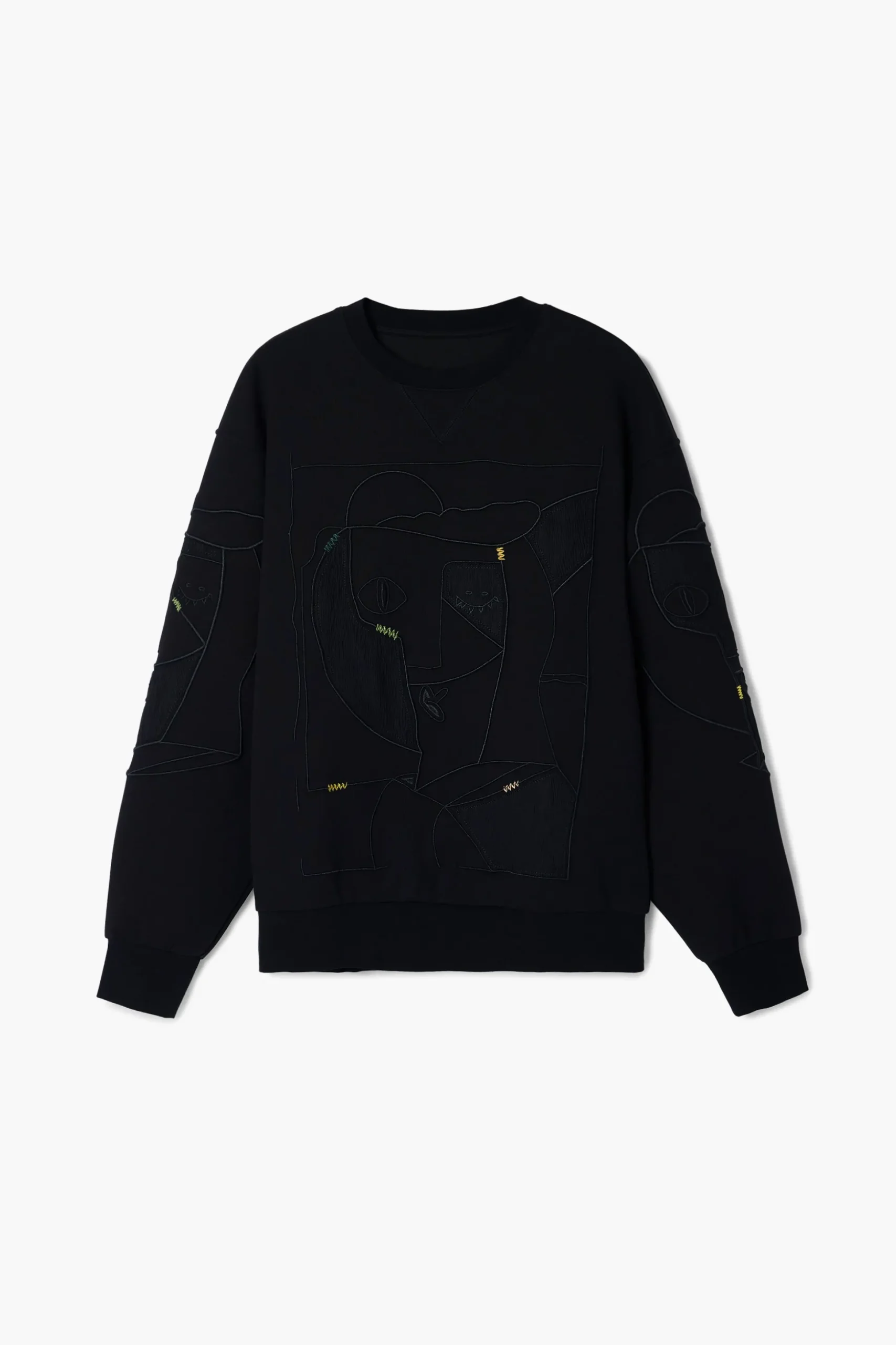 Sudadera bordados contraste