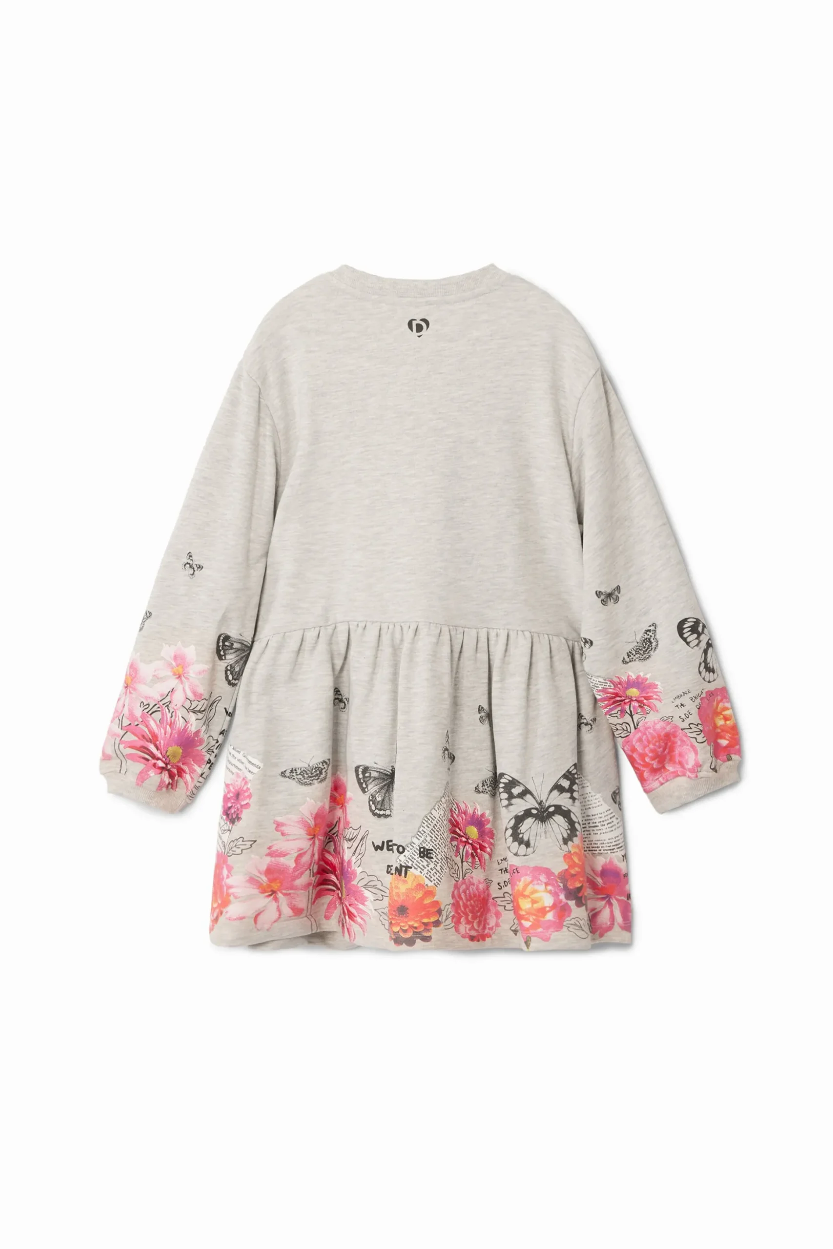 Vestido con mariposas y flores
