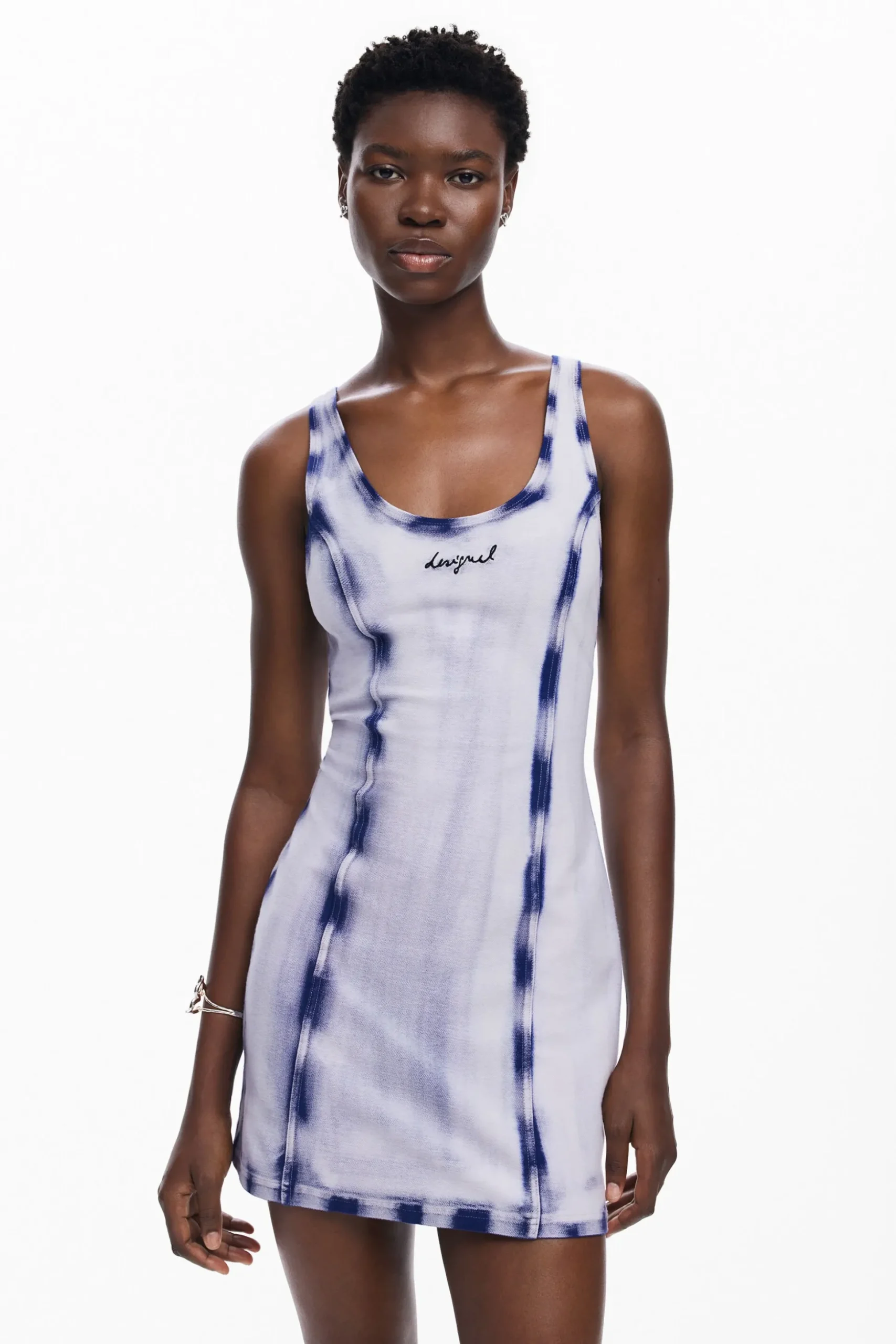 Vestido corto efecto lavado