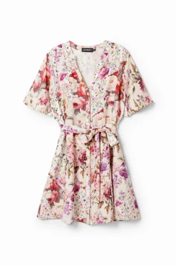 Vestido corto flores