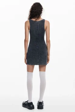 Vestido denim efecto lavado