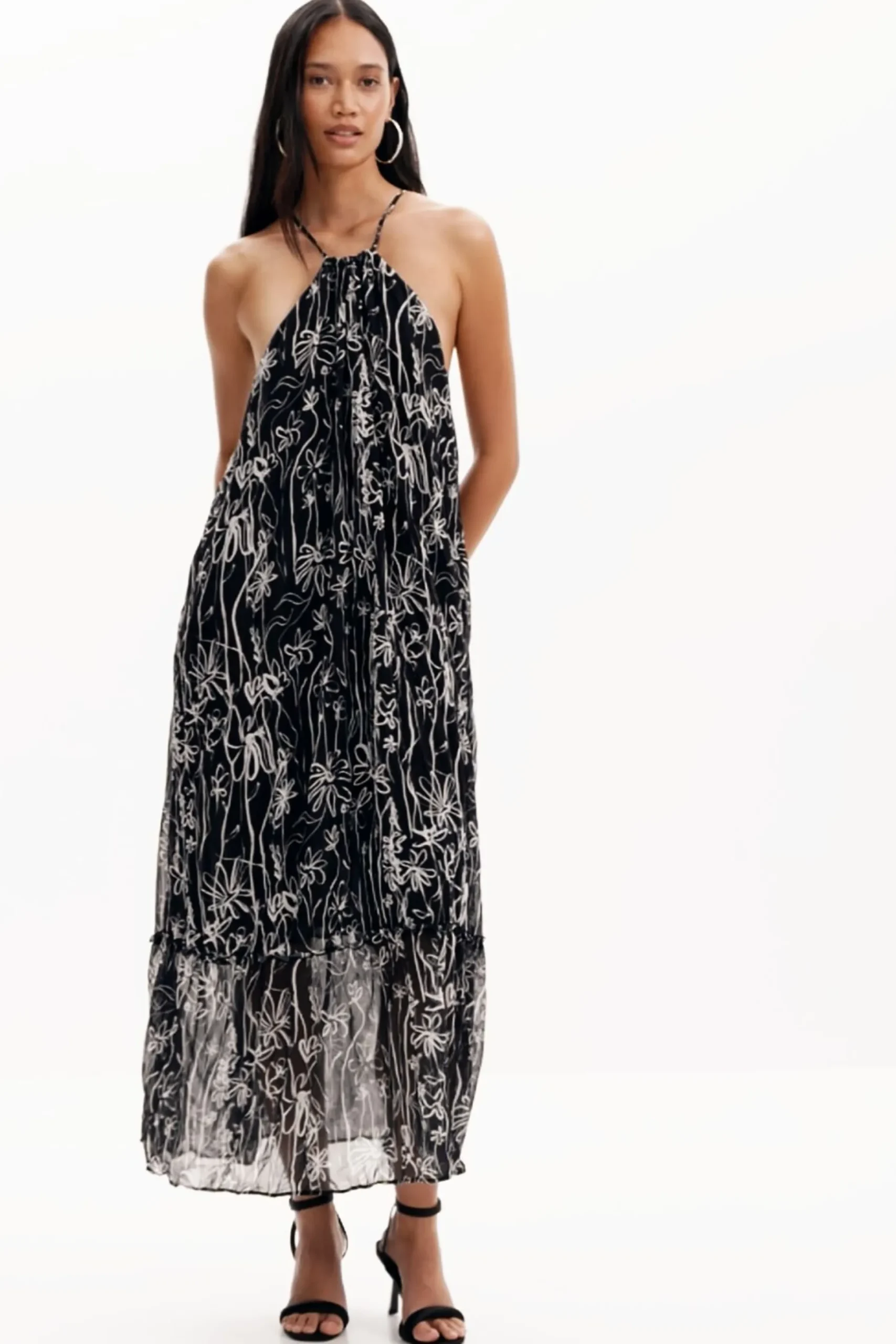 Vestido halter ilustraciones flores