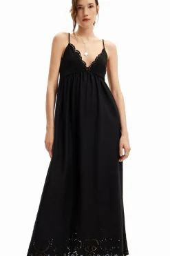 Vestido largo encaje