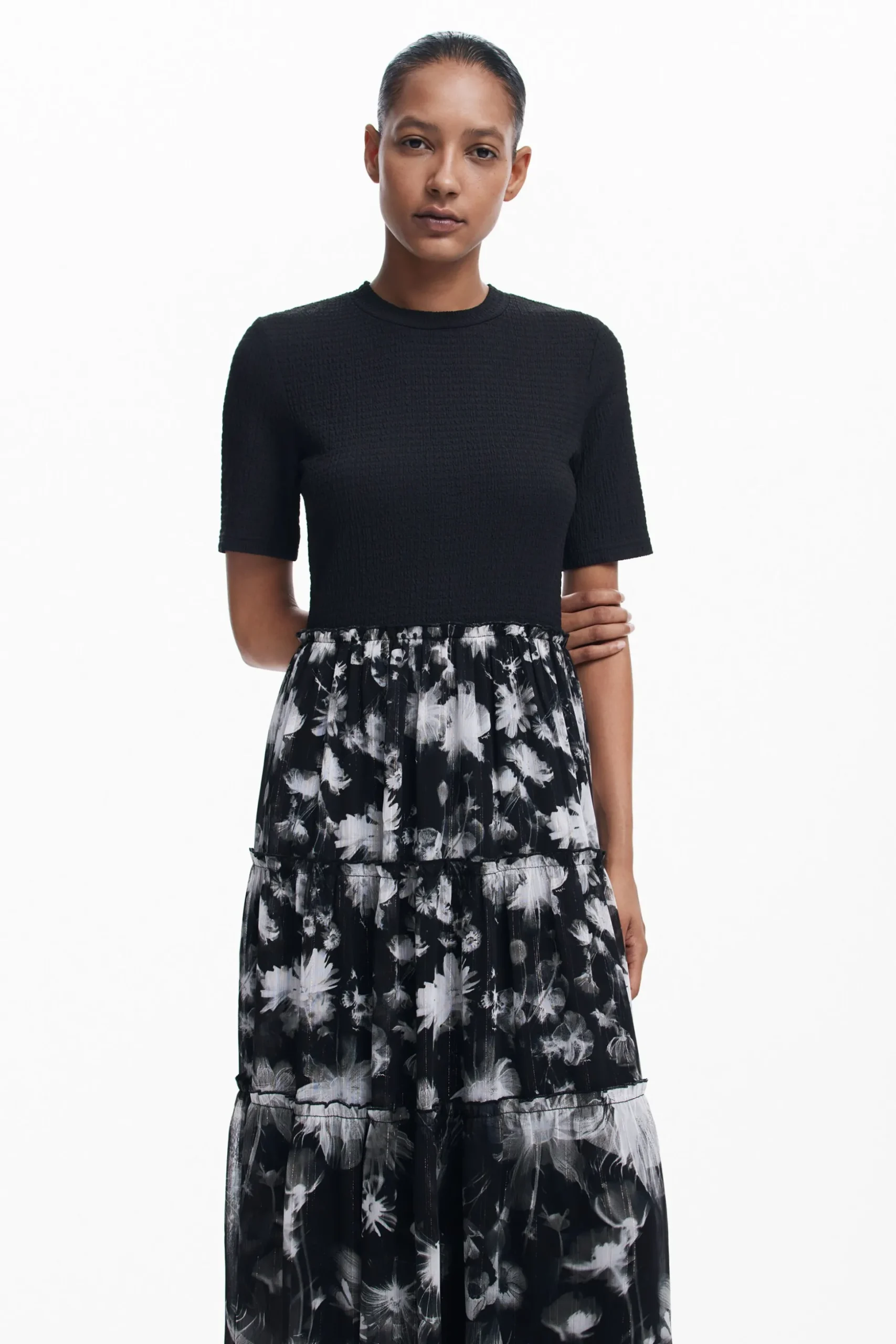 Vestido midi combinado