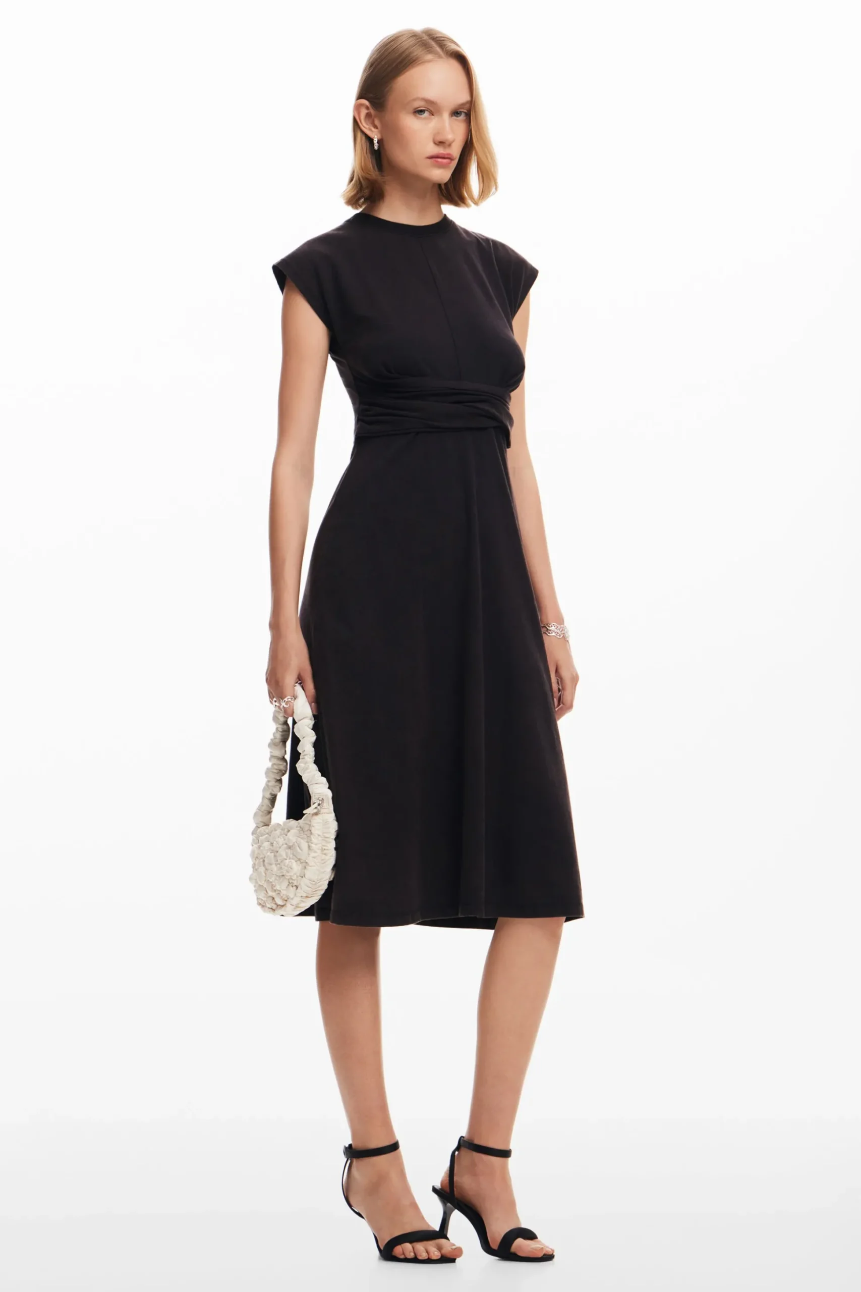 Vestido midi frunces