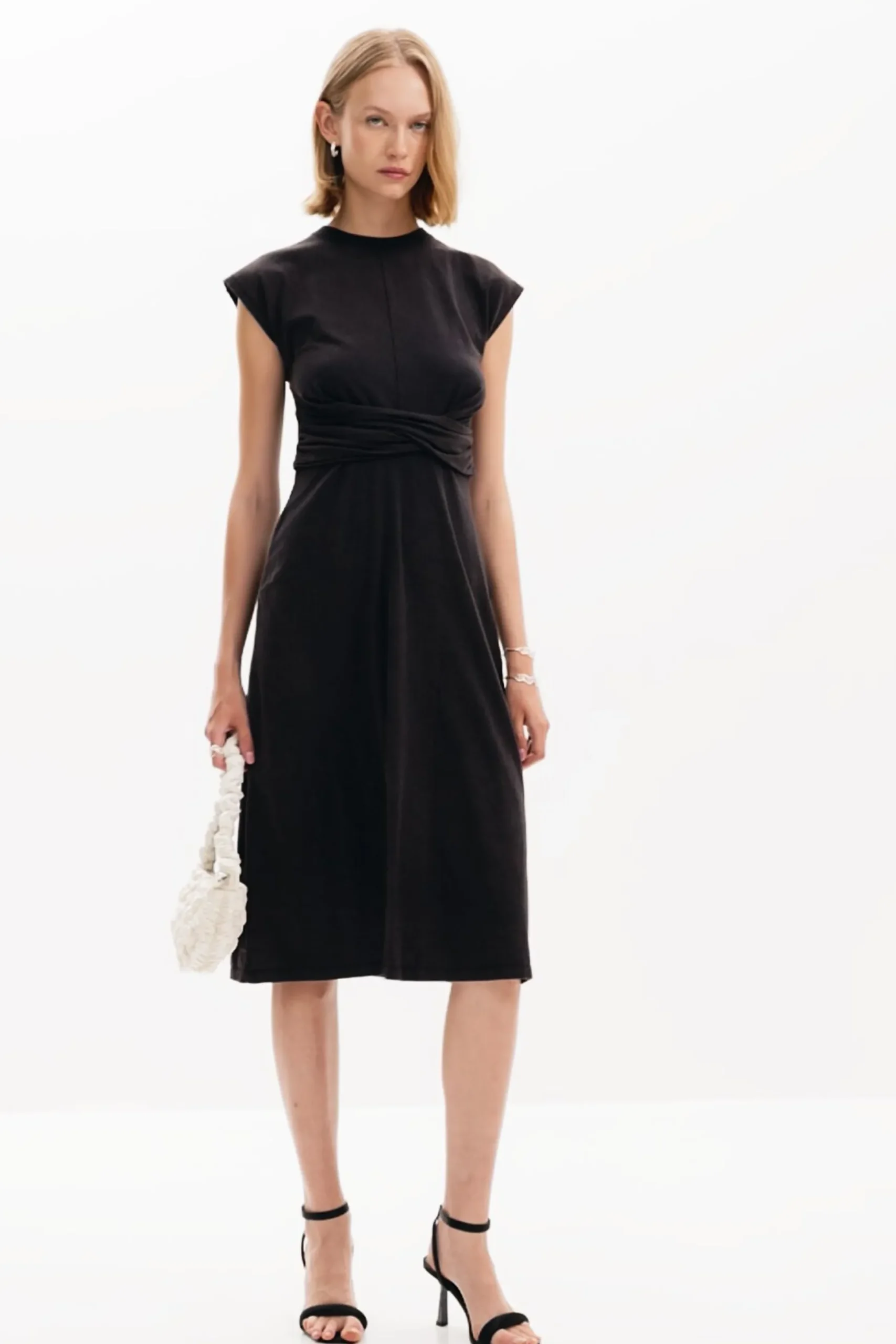 Vestido midi frunces