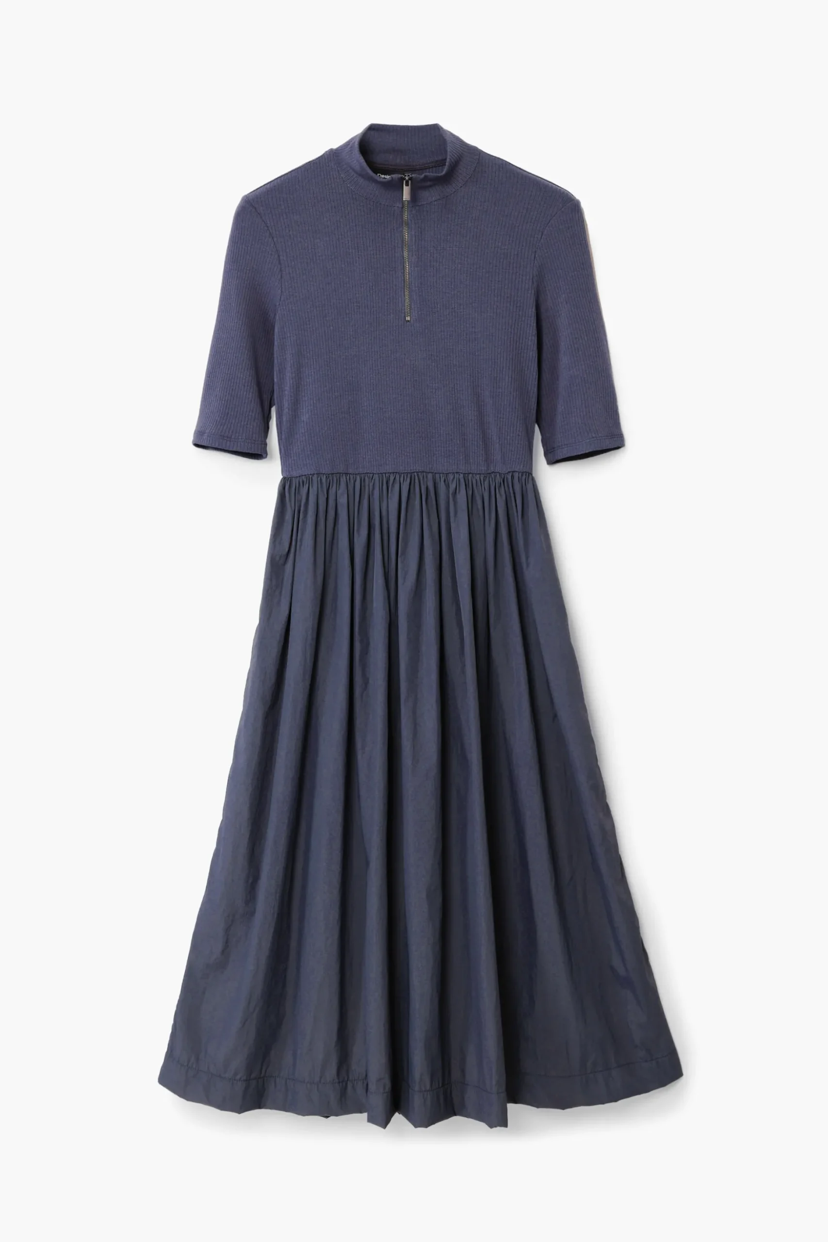 Vestido midi híbrido