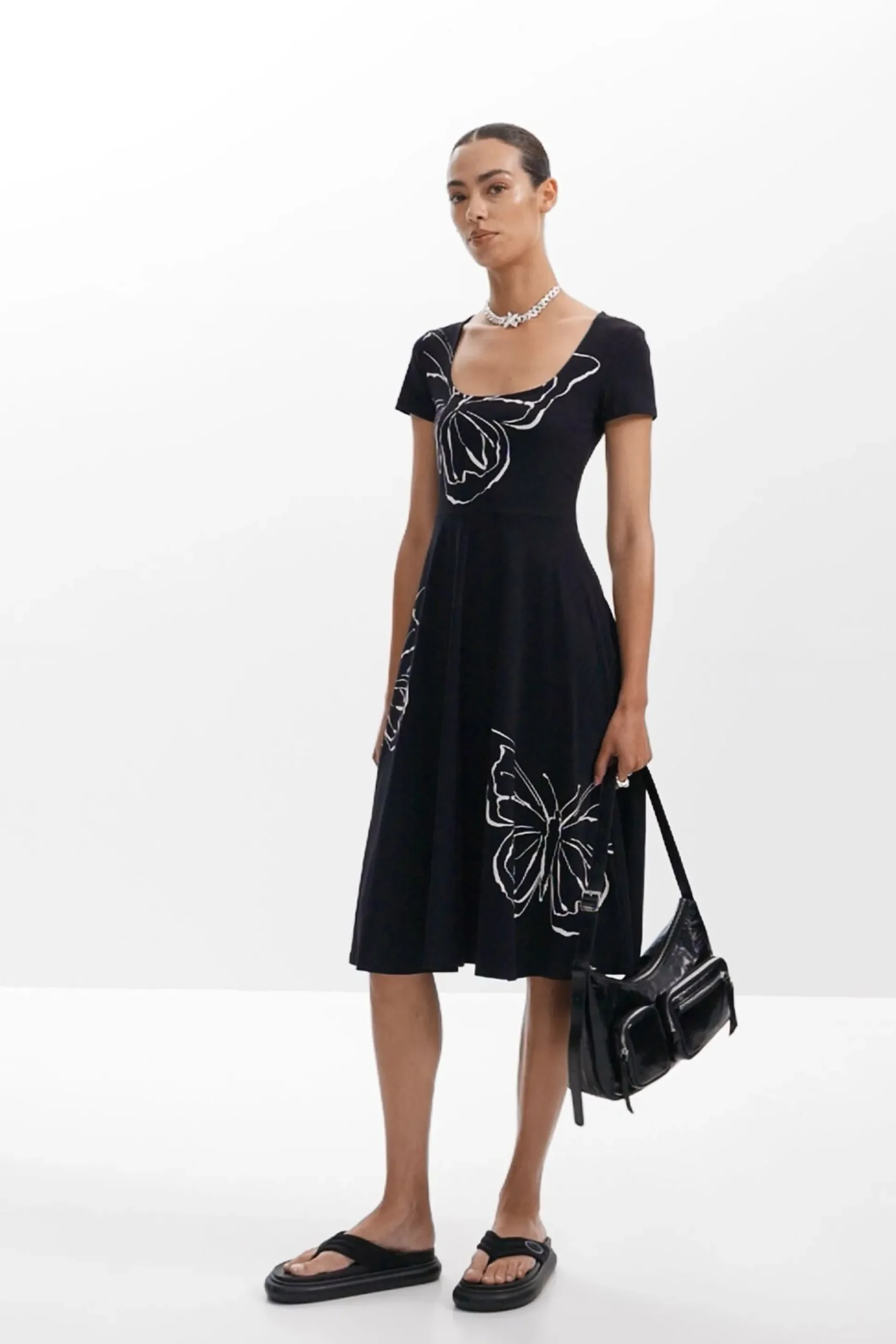 Vestido midi mariposas
