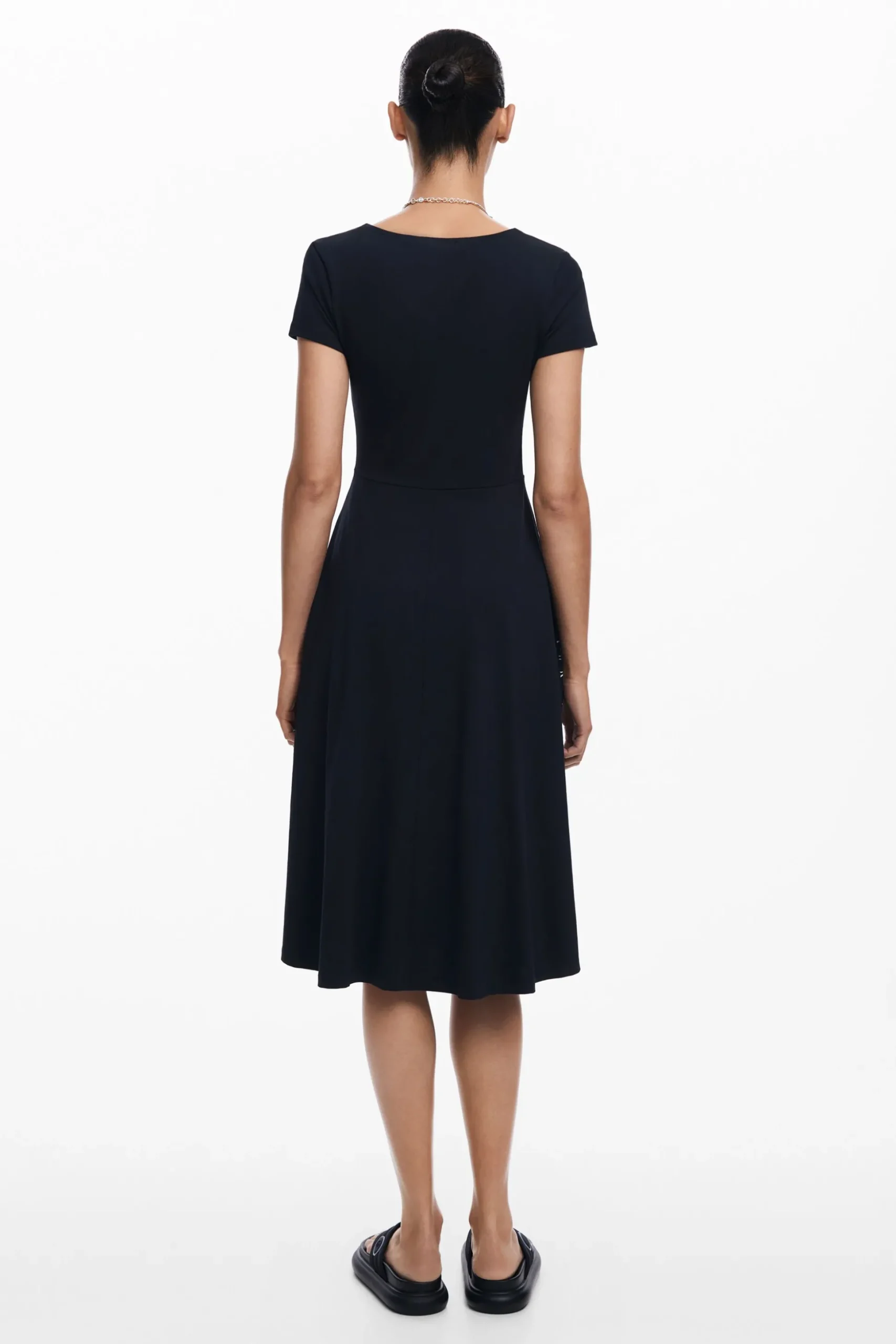 Vestido midi mariposas