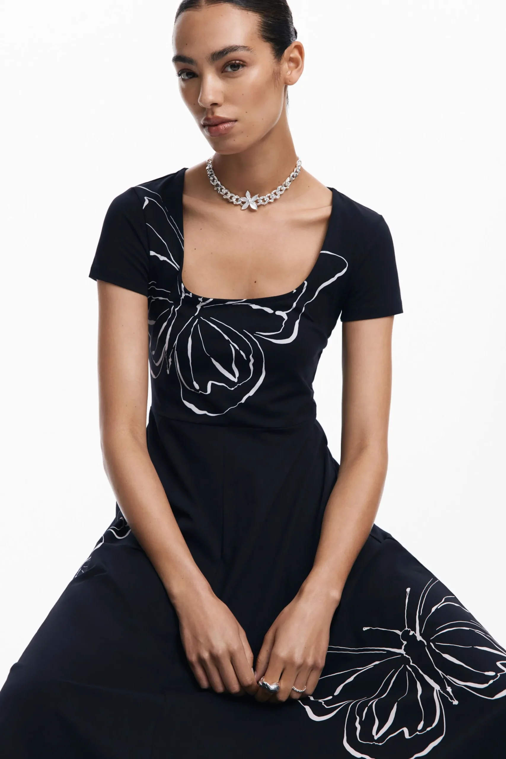 Vestido midi mariposas