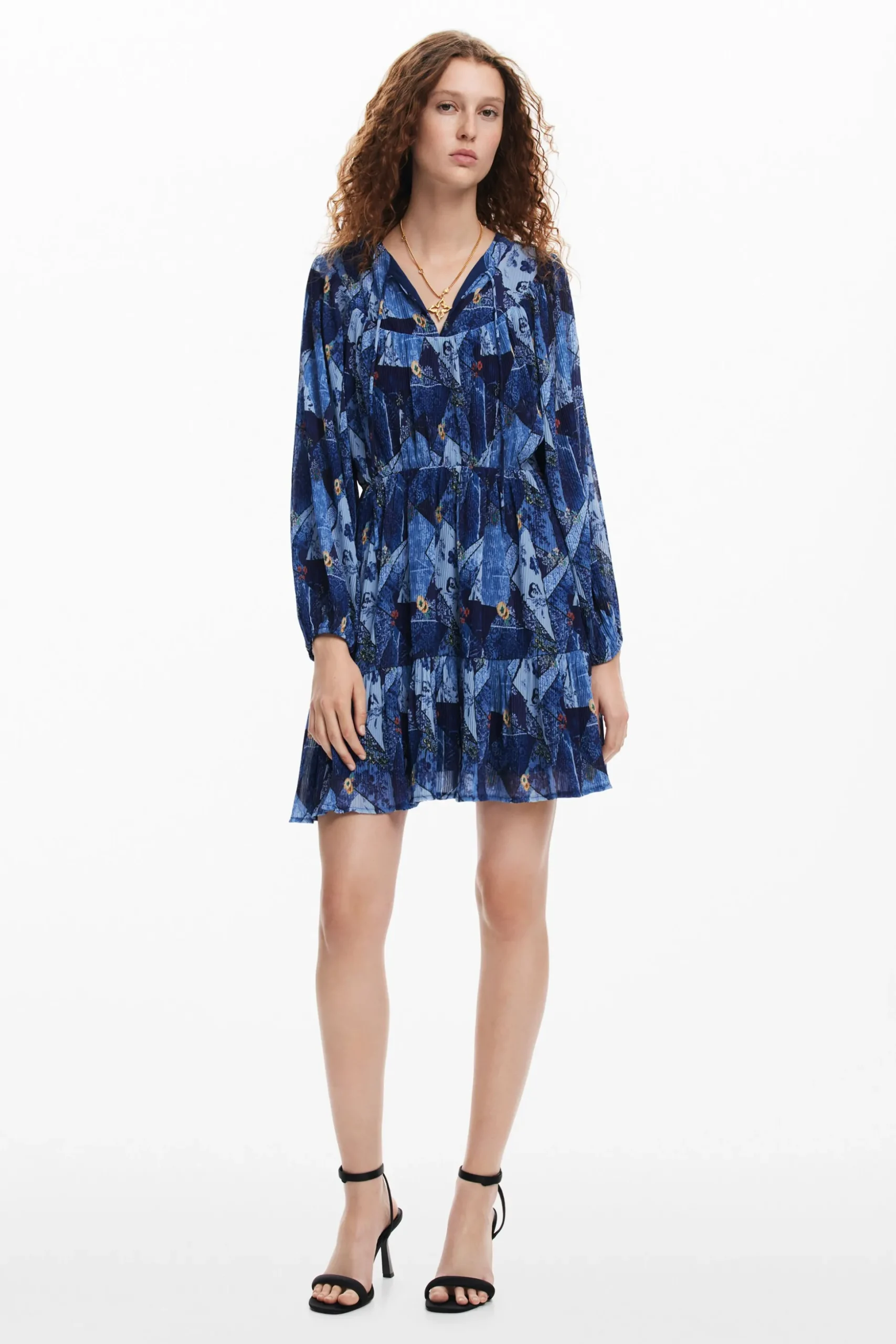 Vestido mini arty