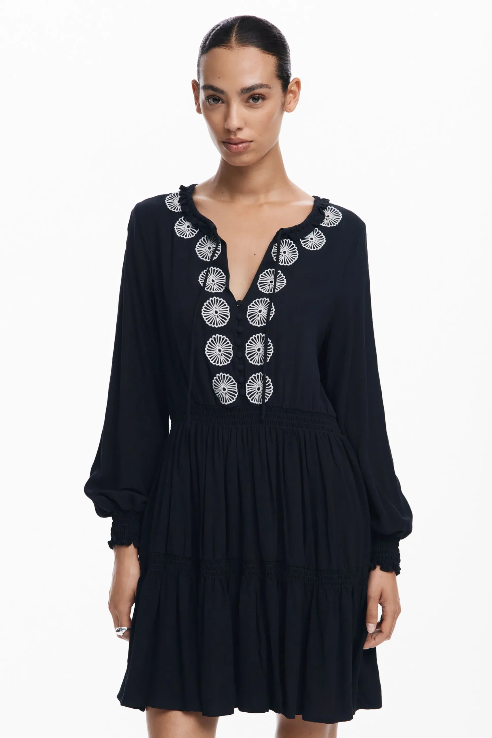 Vestido mini detalles
