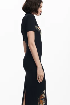 Vestido slim midi mariposas